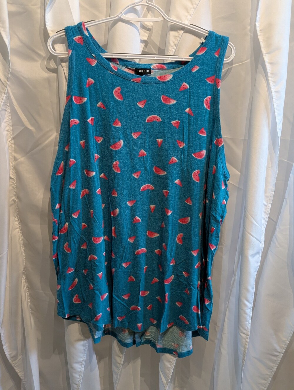 D1 Torrid Super Soft Blue Watermelon Print Scoop Neck Tank Top - Size 4 / 4X
